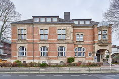 Wireless fire door holders