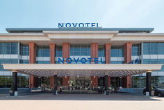 GEZE products for the Novotel Heathrow