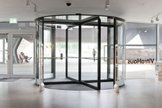 Find the right GEZE revolving door for your needs