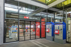 Automatic sliding door Slimdrive SLT FR 2M installed in the railway station of Zurich Oerlikon