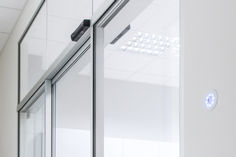 Automatic sliding doors