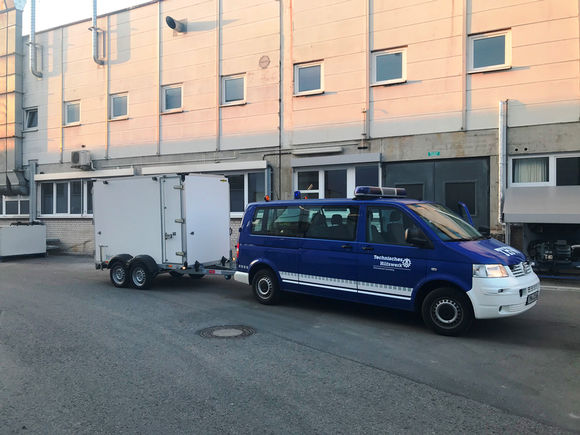  Der Anhänger im Einsatz. 