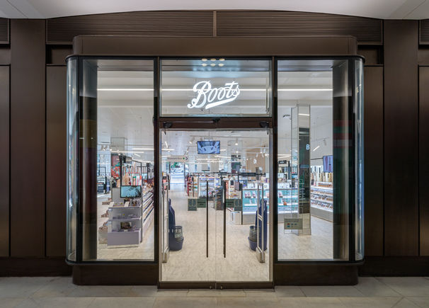 UFO NT Shopping Centre Boots Kensington High St