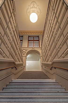 Partie intérieure gare de Montreux Escalier historique gare de Montreux