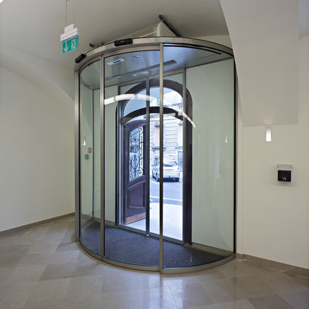 Slimdrive SC automatic semi- or curved sliding door system Slimdrive SC automatic semi or curved sliding door system, installed in the Federal Foreign Office and European Integration, Zagreb, Croatia-5