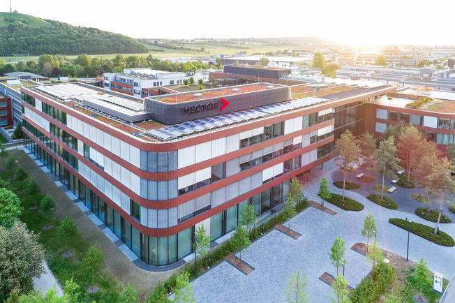 Le bâtiment de la société Vector a reçu en 2017 le niveau Platine du certificat DGNB en matière de bâtiment écologique et le niveau Diamant de la DGNB pour l’excellence de son architecture et la qualité particulière de sa conception et de sa construction.