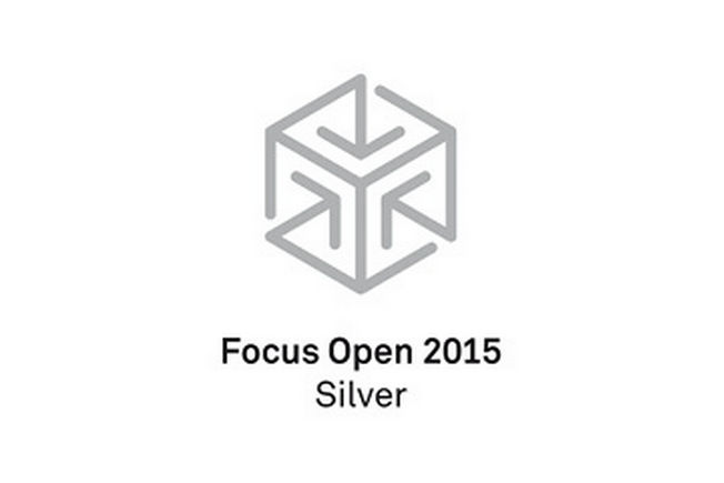 GEZE ActiveStop modtog også sølv i Focus Open 2015 international designpris. Panellet i juryen i Baden-Württembergs designcenter anerkendte produktet som en innovativ løsning med ekstraordinær designkvalitet og tildelte det førsteplads i ”Living” kategorien.