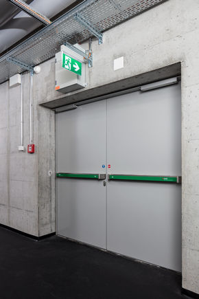 Retractable arm drive RWA K 600 emergency exit Retractable arm drive RWA K 600 to emergency exit for escape route, double leaf with closing sequence control. Installed at the Tissot Arena Biel.
