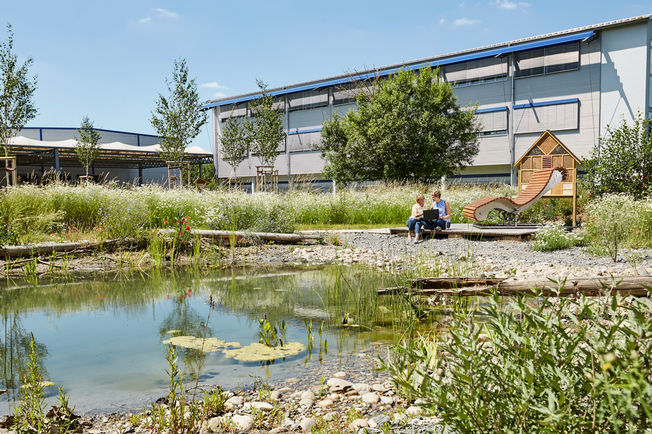 GEZE Mitarbeiter Shooting 2018: Biotop Grünanlage