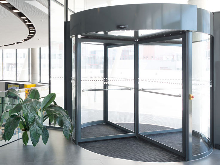 Product Image revolving door website TSA 325 NT Automatic TSA 325 NT automatic, ÖAMTC, Product image Website revolving door