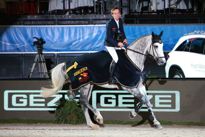 The GEZE GmbH Prize has been a fixed feature of the Stuttgart German Masters for many years. It regularly attracts the best show jumpers in the world.