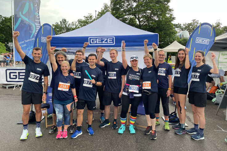 GEZE-Gruppenbild Citylauf-Staffel-Team