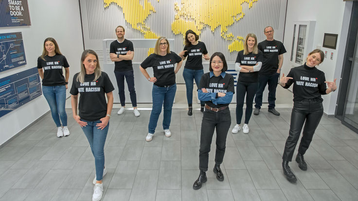 GEZE HR respect group picture