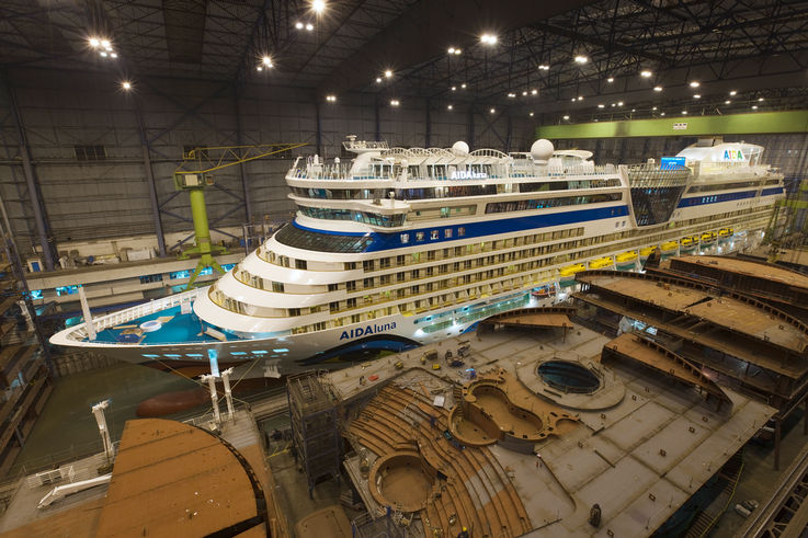 Neuer Gigant der AIDA Flotte: AIDAluna im Baudock. Foto: Michael Wessels