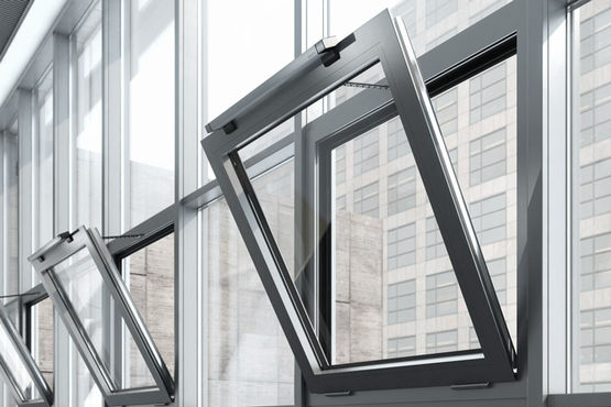 La ventilation naturelle grâce aux fenêtres automatisées est confortable et efficace du point de vue énergétique.