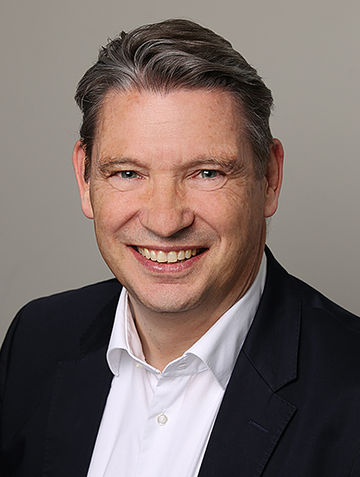 Frank Pahlen, Managing Director GEZE Schweiz