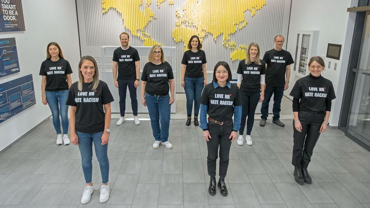 GEZE HR respect group picture