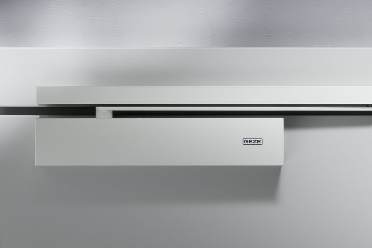 Nahaufnahme des Türschließers TS 7000