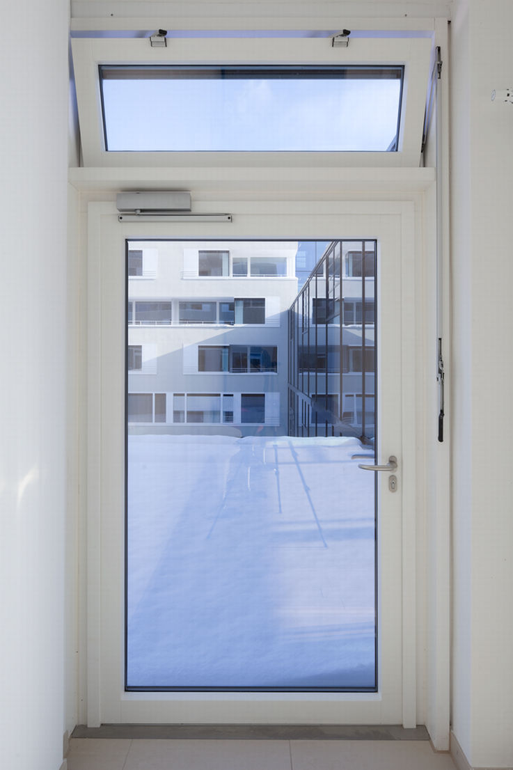 Tür mit Oberlicht: Geschlossen, aber trotzdem viel Licht.