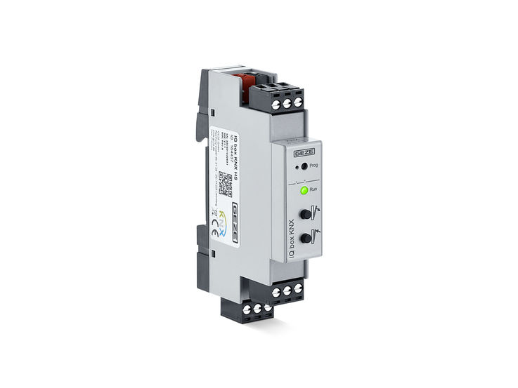 DIN-rail-variant voor installatie op een TS35-DIN-rail. Benodigde ruimte 18 mm (1 TE)